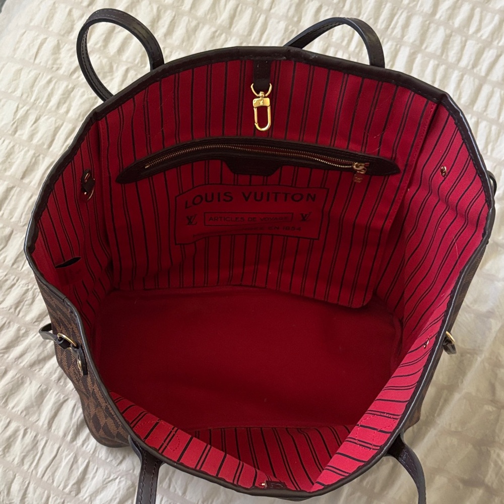 Louis Vuitton Neverfull MM - Picture 3 of 4